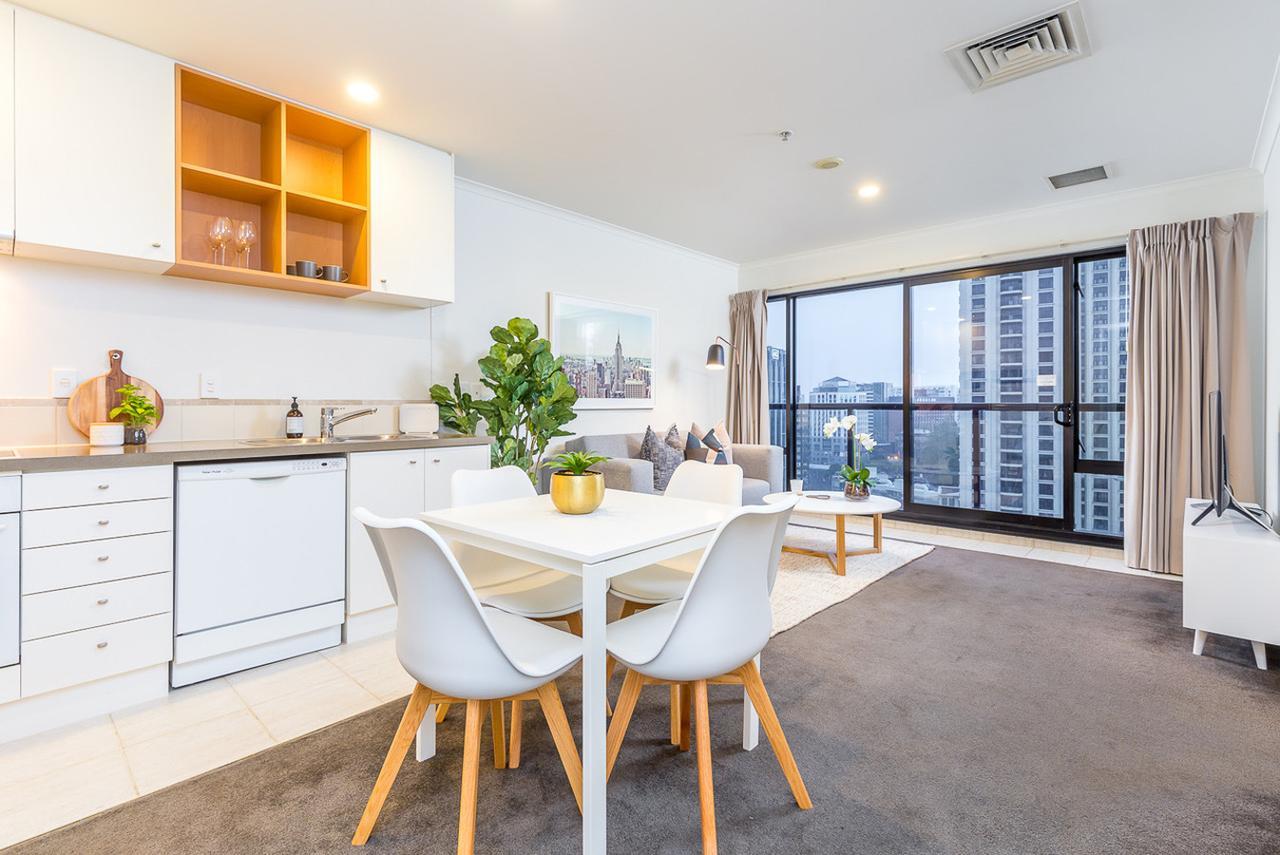 Lovely City Apartment! Views, Pool And Gym Auckland Ngoại thất bức ảnh